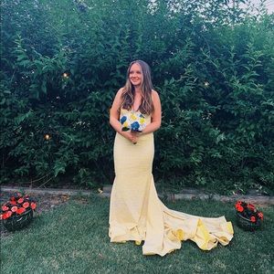 Meet your Posher, Madeline